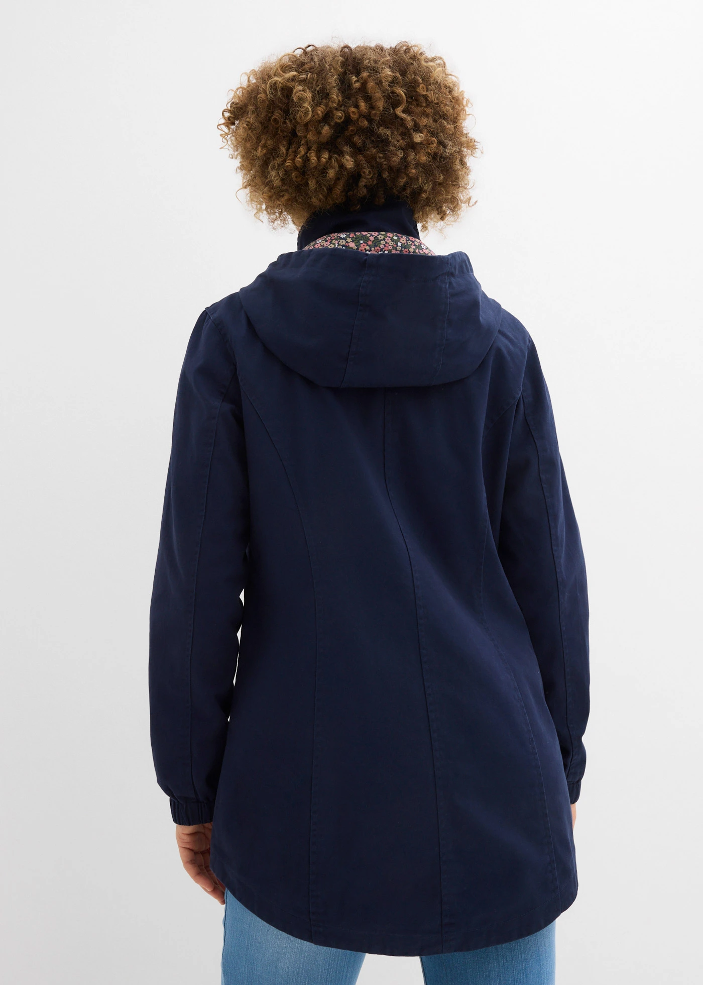 Katoenen tussenparka met gedessineerde capuchon • donkerblauw • bonprix online shop