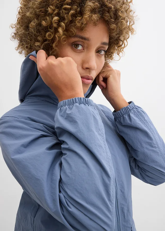 Lekka parka, hydrofobowa • niebieski dymny • sklep bonprix