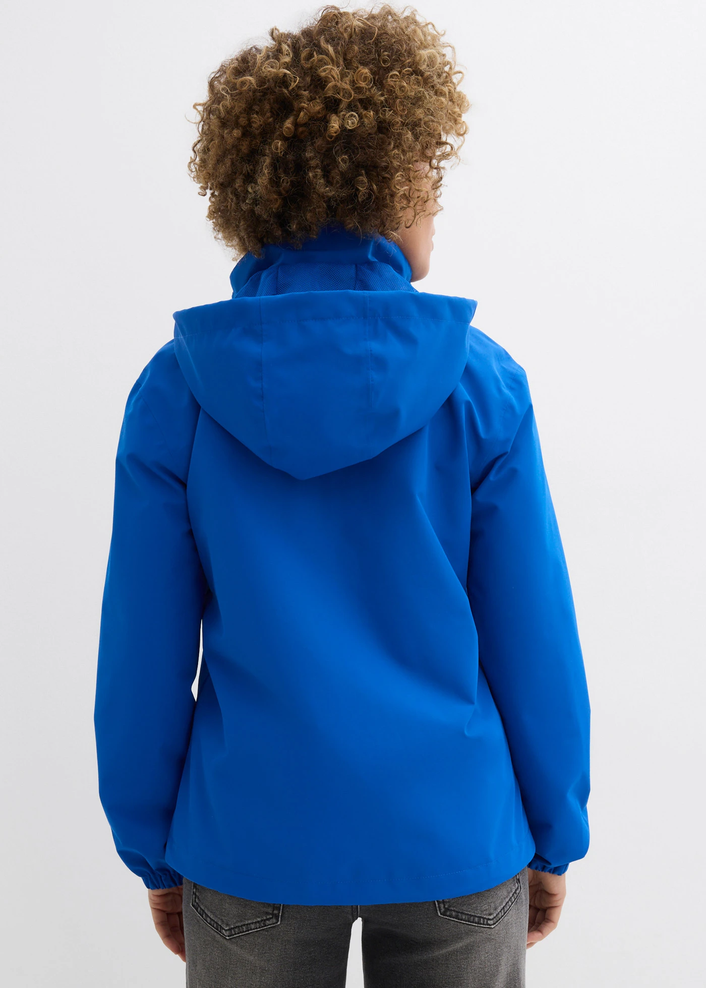 Veste imperméable ultra légère • bleu arctique/noir • Boutique bonprix
