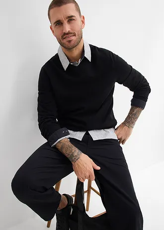 Spodnie z diagonalu, loose fit, z wygodnym pasem, straight • czarny • sklep bonprix