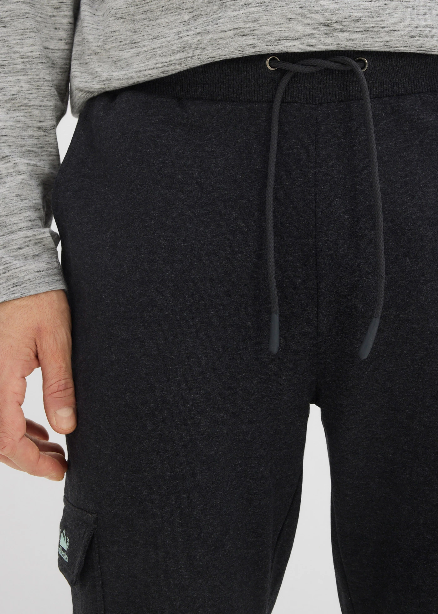 Joggingbroek met cargozakken, regular fit • antraciet gemêleerd • bonprix online shop