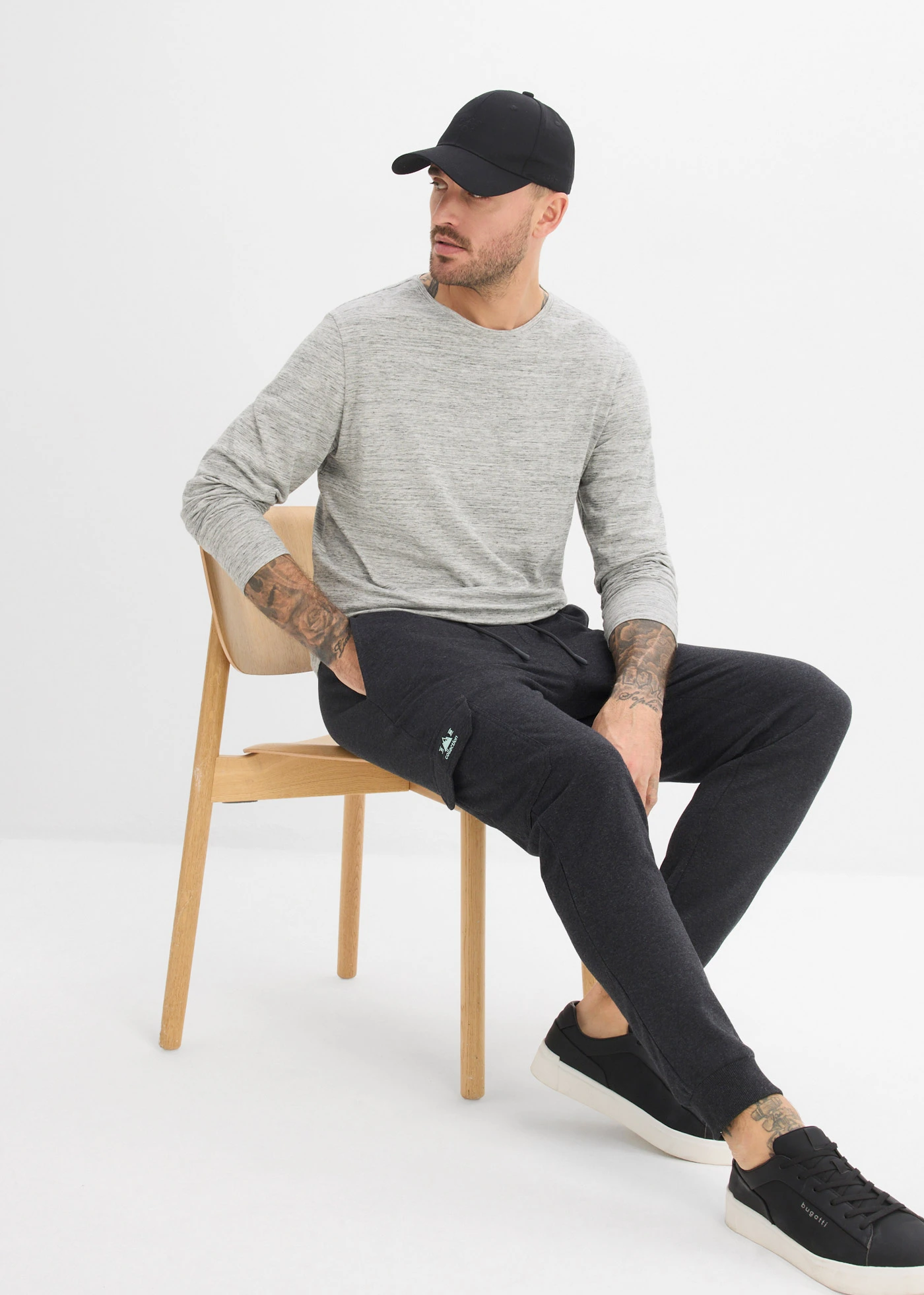 Joggingbroek met cargozakken • antraciet gemêleerd • bonprix online shop