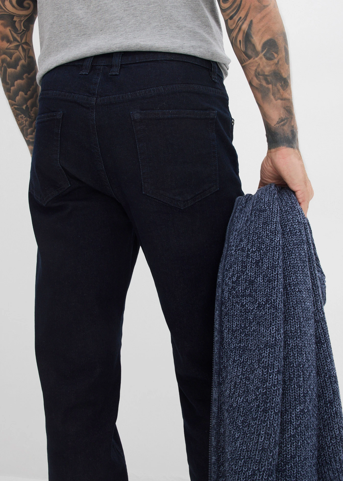 Classic Fit sztreccsfarmer, Tapered • sötétkék denim • bonprix áruház