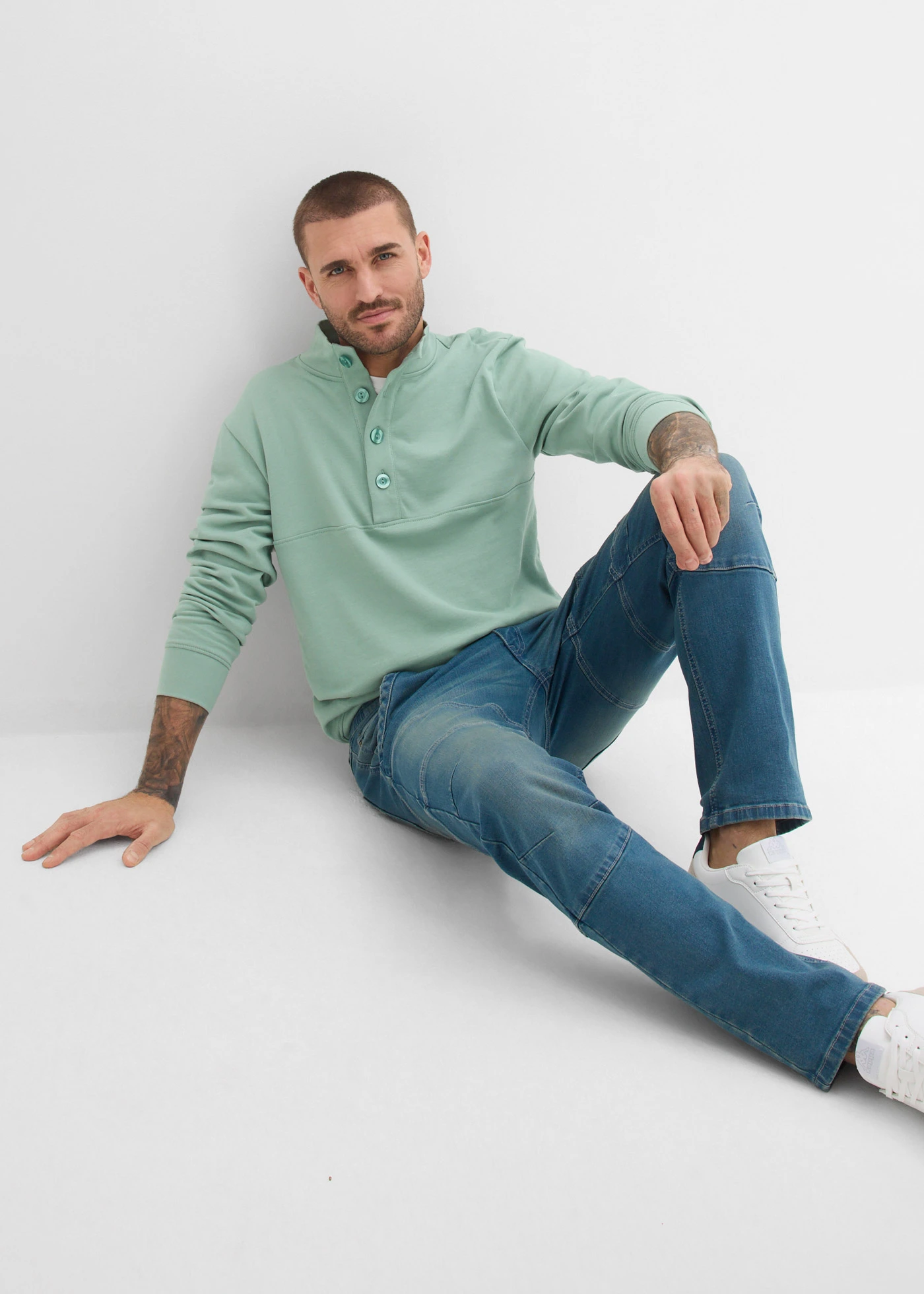 Jean regular et droit à taille extensible • bleu denim-new beige used • Boutique bonprix