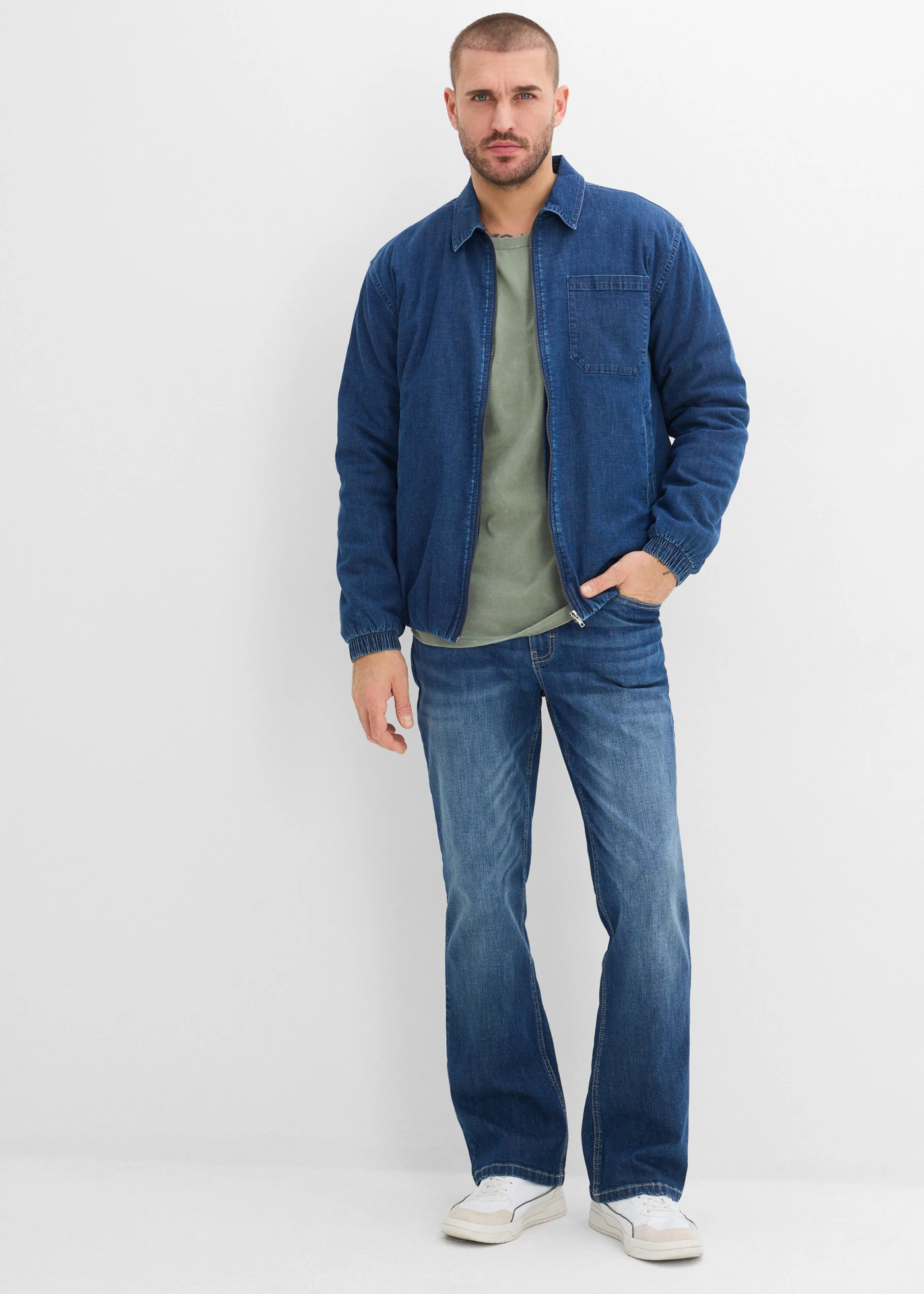 Longsleeve van katoen in een gewassen look • mosgroen • bonprix online shop