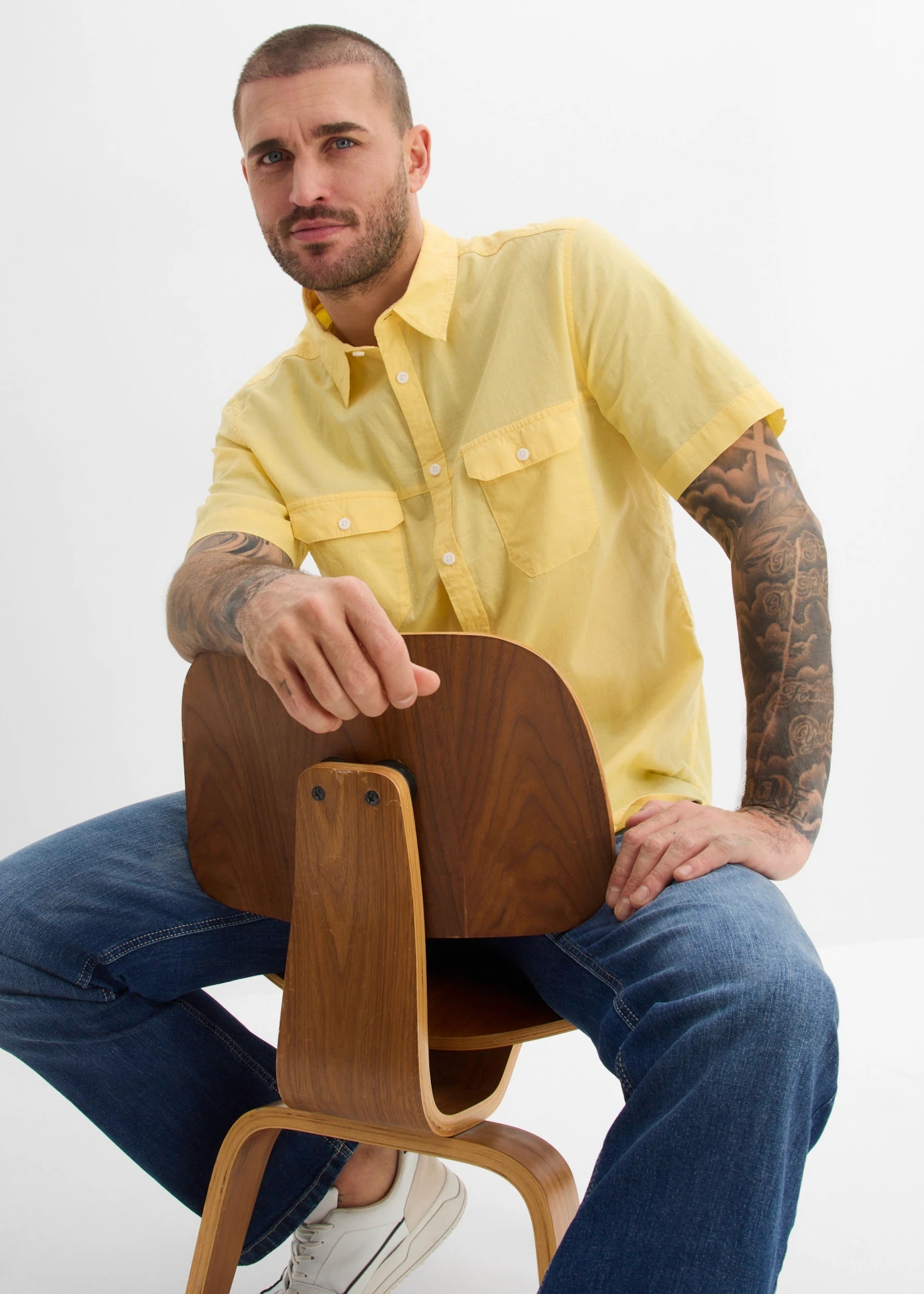 Chemise manches courtes 100% coton • jaune clair • Boutique bonprix