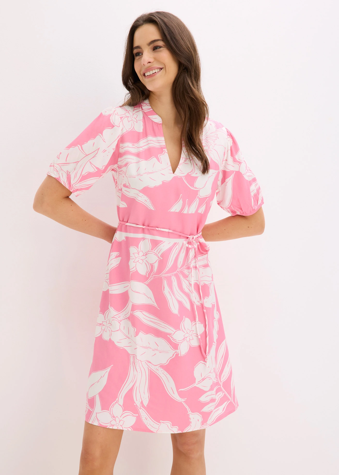 Tuniekjurk van soepele viscose • pink gebloemd • bonprix online shop