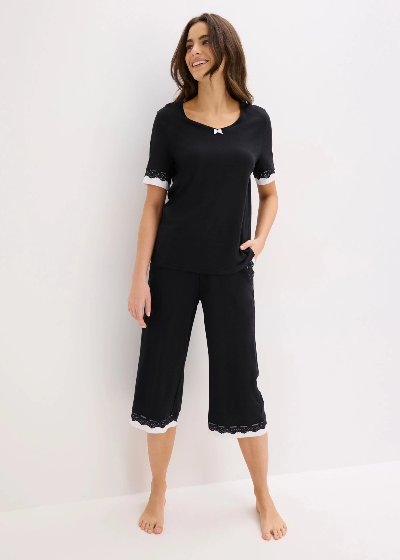 Široké nohavice culottes z jemného viskózového mixu • čierna-biela • obchod bonprix