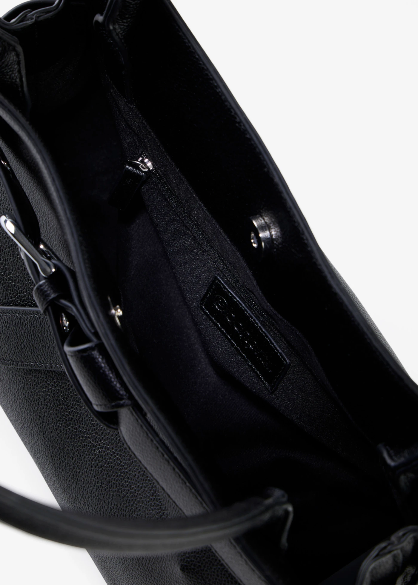 Kabelka s prackami • čierna • obchod bonprix