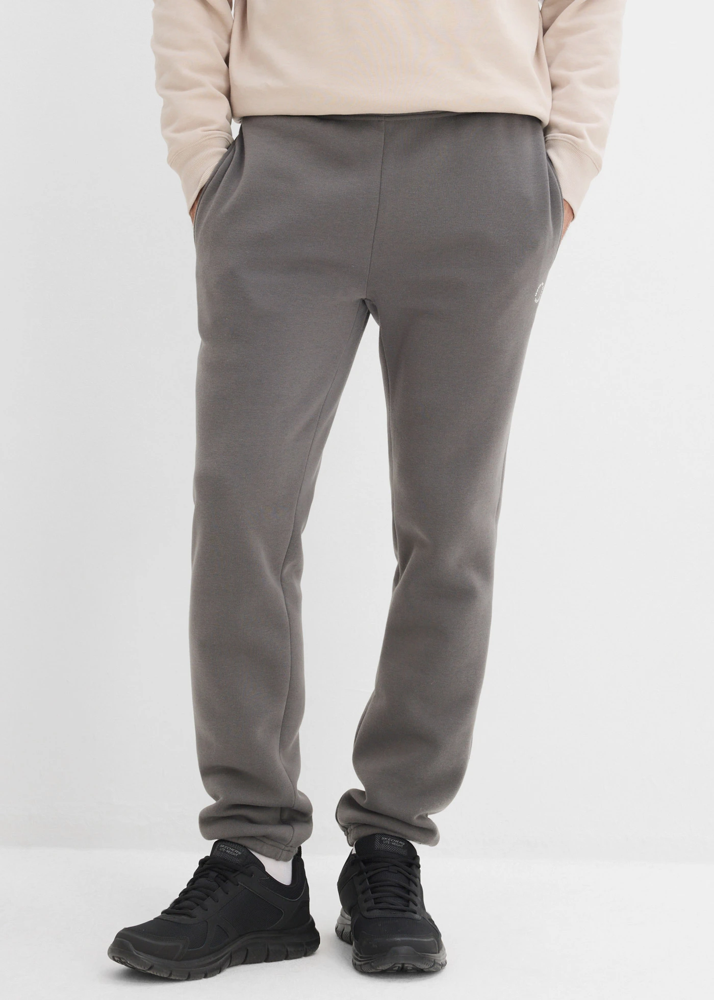 Pantaloni de jogging tremo, cu uscare rapidă • gri-granit • magazin bonprix