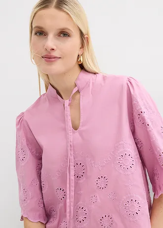 Bluză scurtă tip tunică cu broderie perforată • mov-maroniu • magazin bonprix