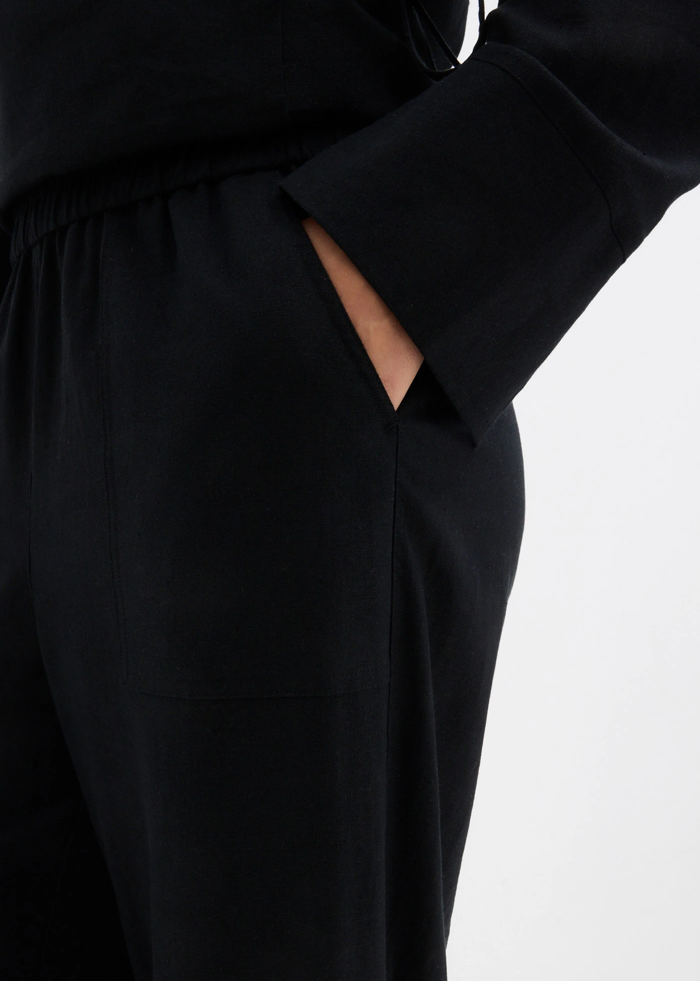 Pantalon barrel léger en lin mélangé • noir • Boutique bonprix