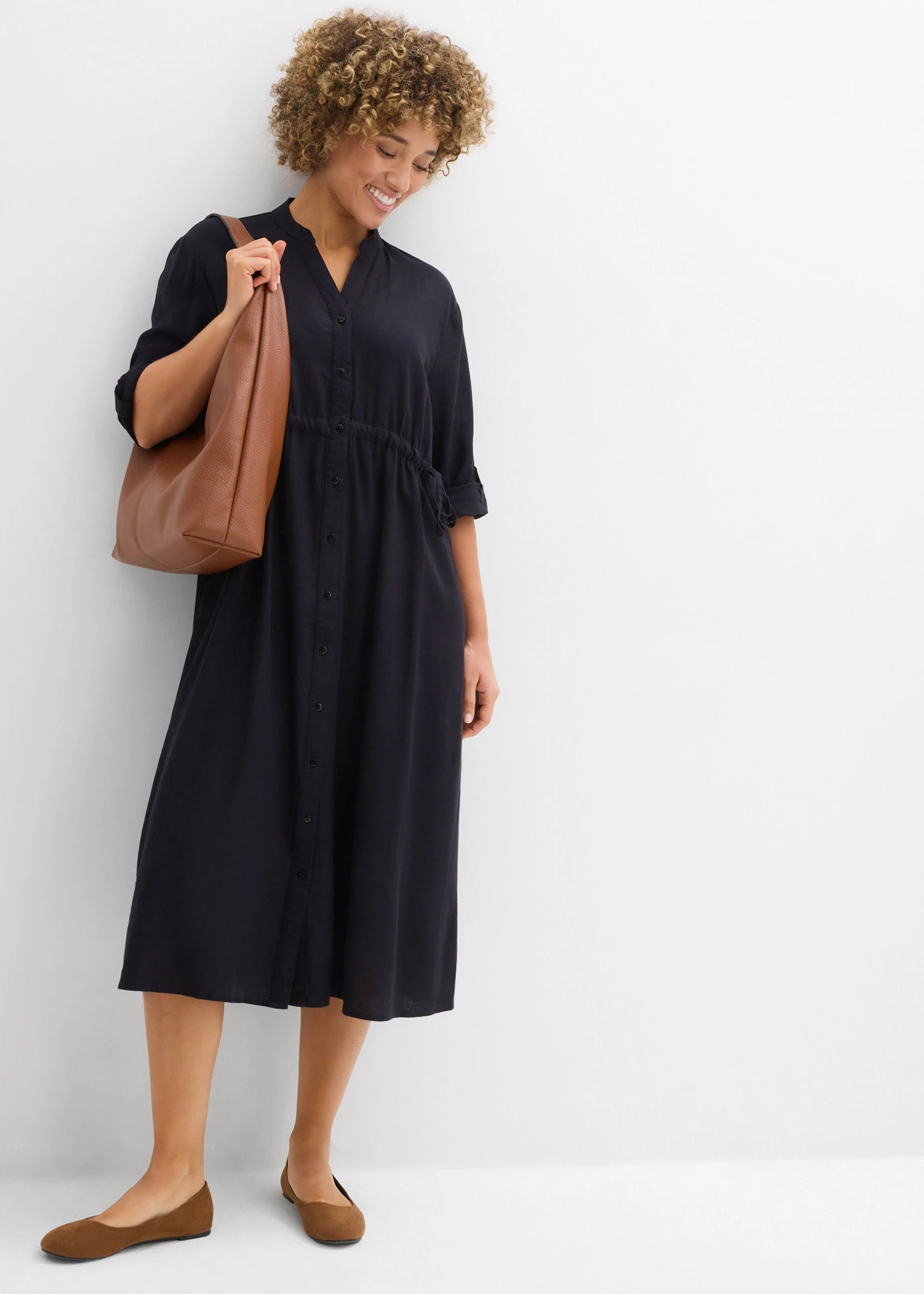 Rochie midi din material cu in • negru • magazin bonprix