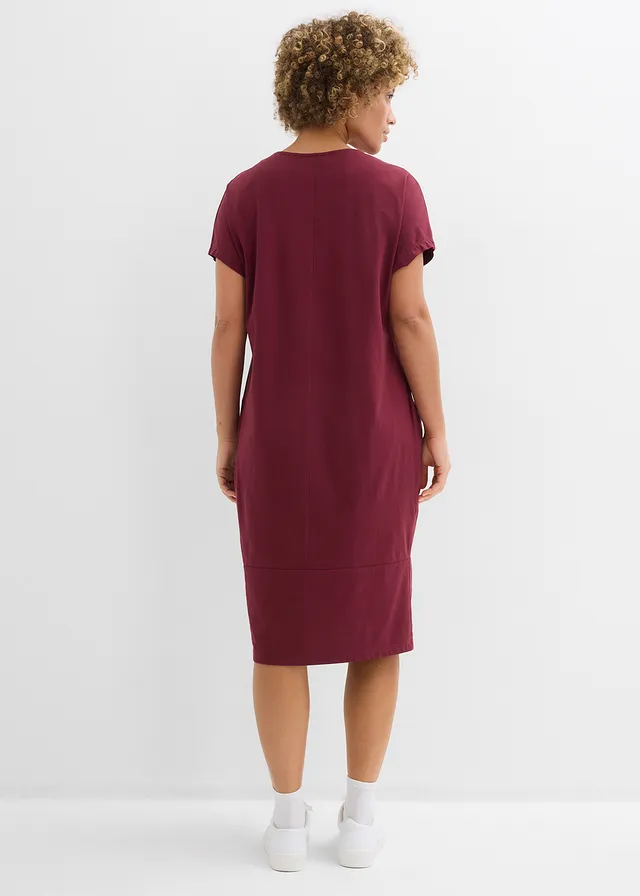 Jersey jurk met zakken • esdoornrood • product-page.page-title-suffix
