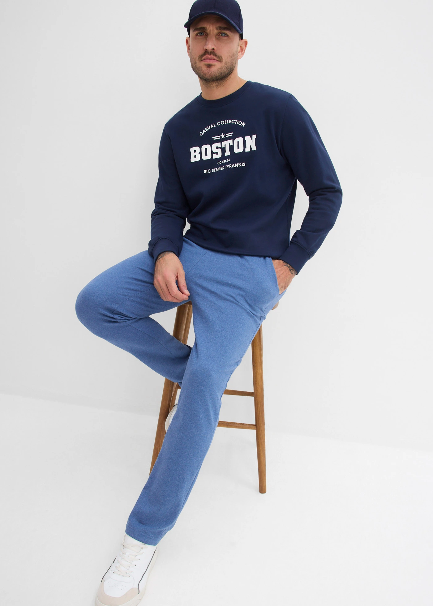 Joggingové kalhoty se střihem Regular Fit • světlá indigo • bonprix obchod