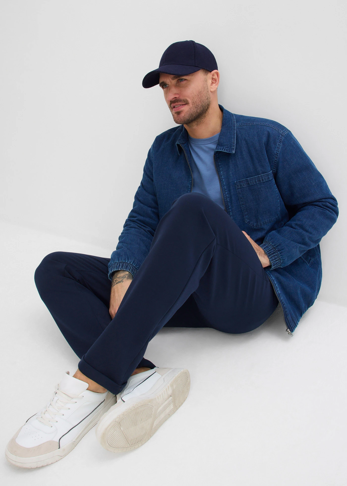 Pantalon de costume extensible en Punto di Roma confortable • bleu encre • Boutique bonprix