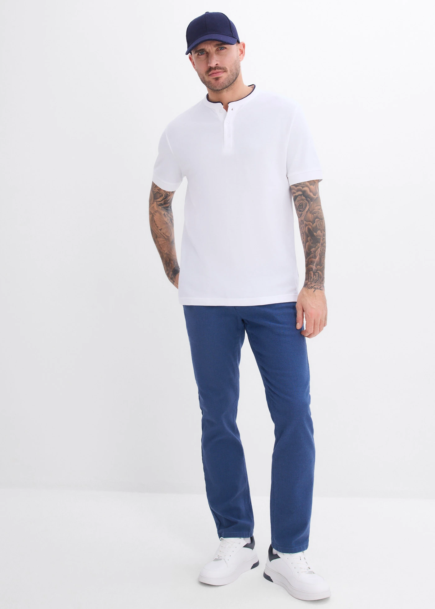 Polo en maille piquée 100% coton à col montant • blanc • Boutique bonprix