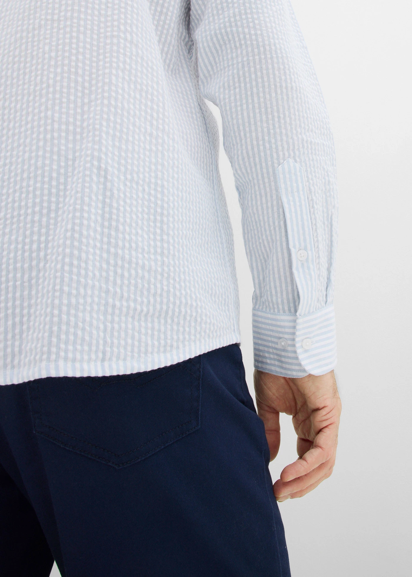 Overhemd van seersucker katoen, regular fit • poederblauw-wit verticaal gestreept • bonprix online shop