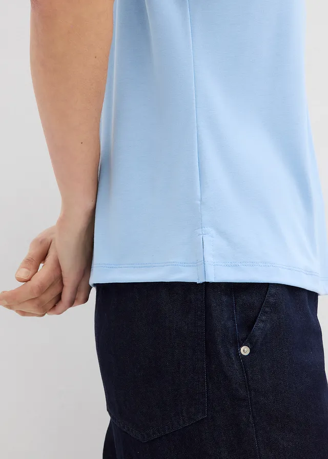 T-shirt met satijnen rand • lichtblauw • product-page.page-title-suffix