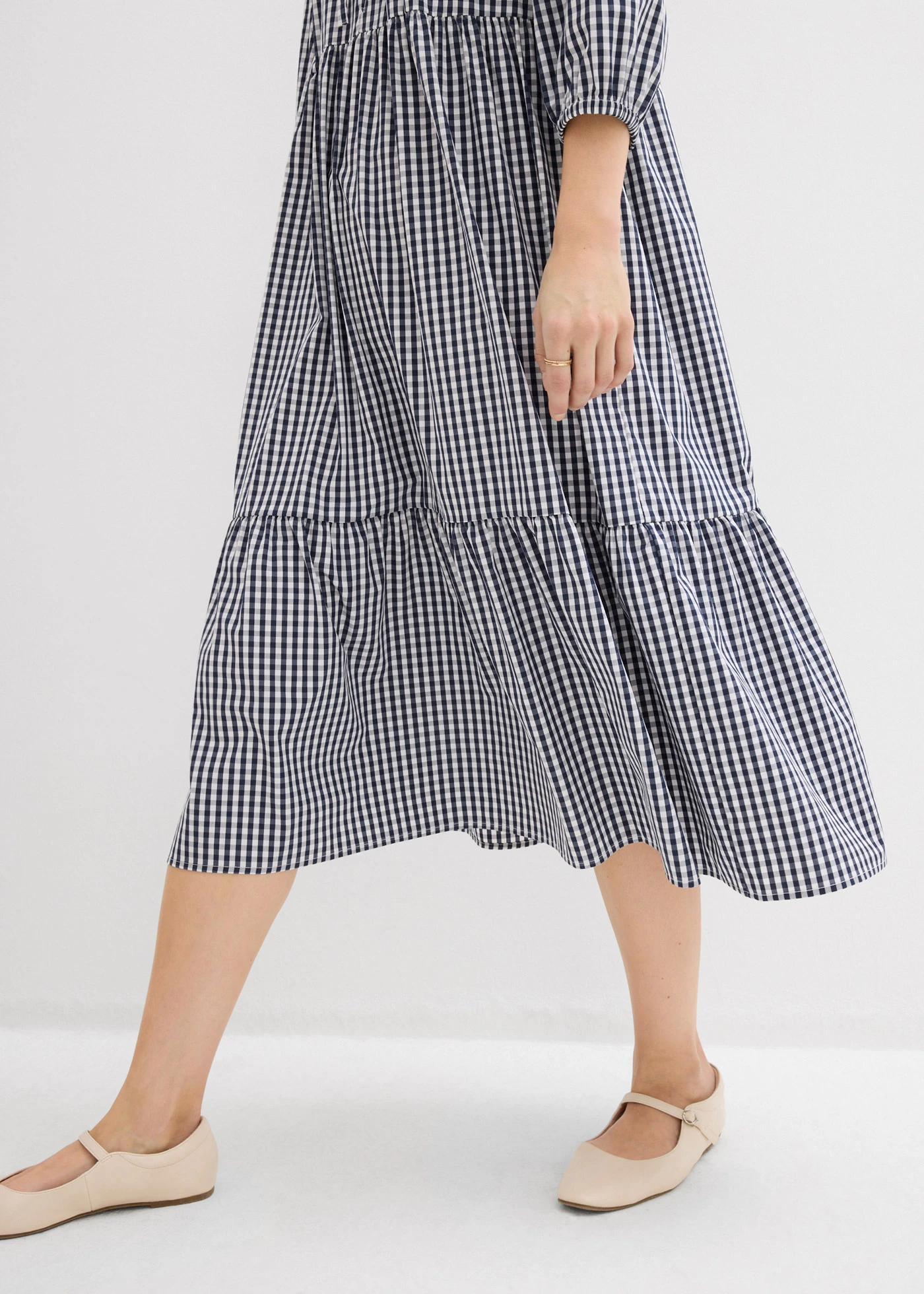 Robe midi en coton extensible • bleu foncé-blanc carreaux • Boutique bonprix