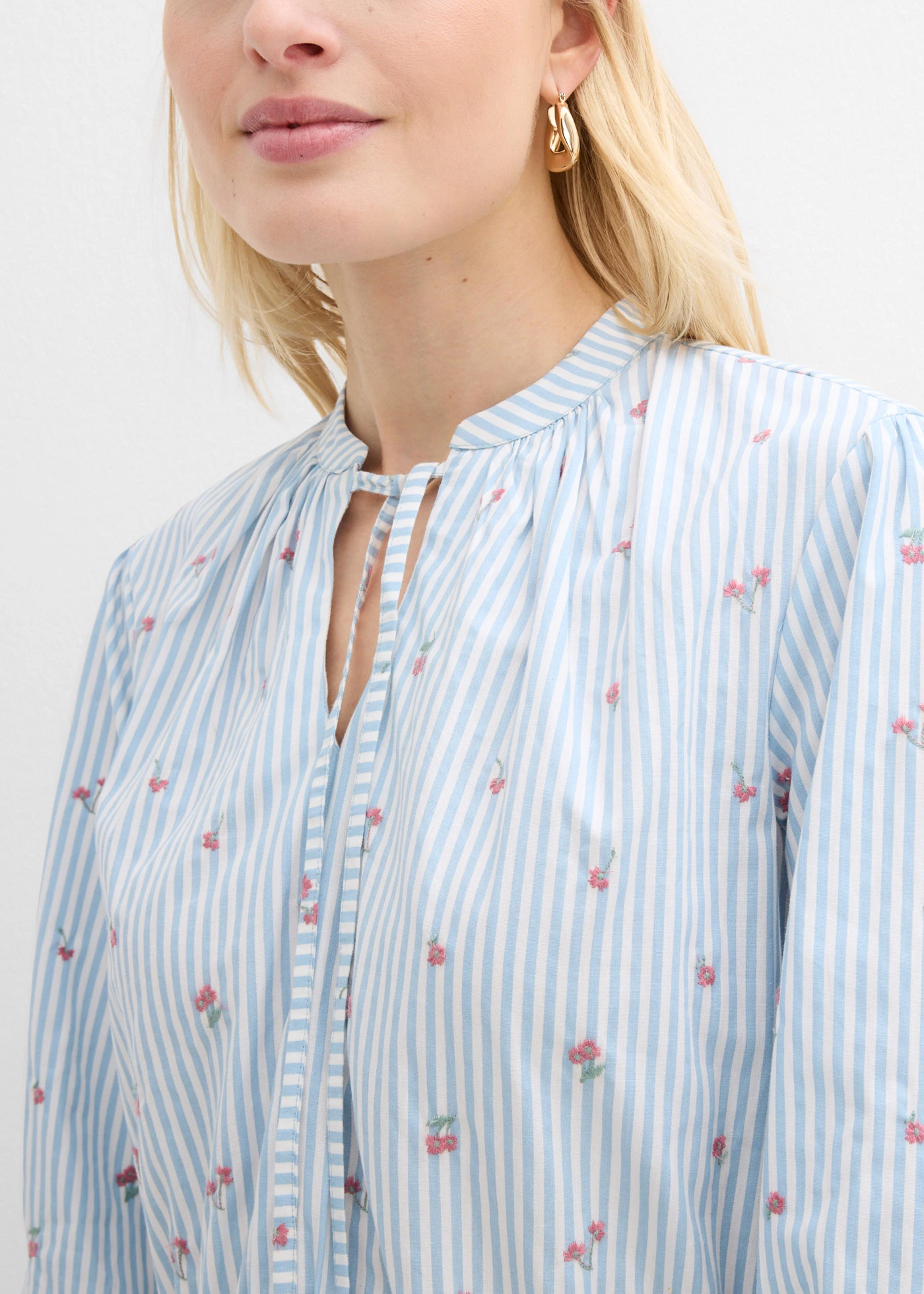 Rochie mini din bumbac 100% • bleu/alb cu dungi • magazin bonprix