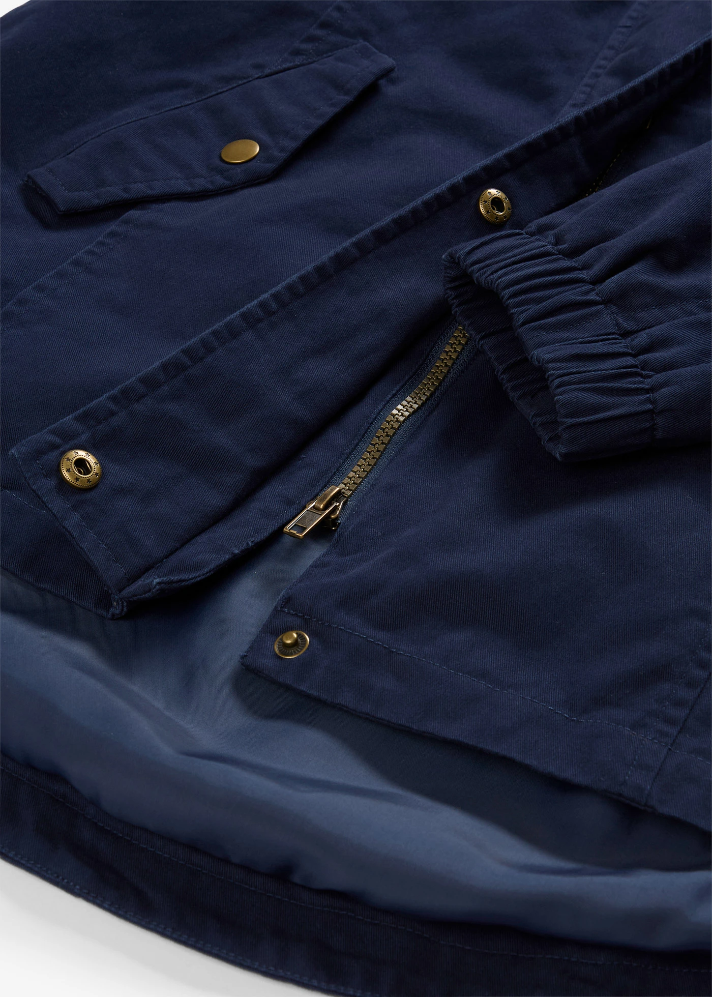 Katoenen tussenparka met gedessineerde capuchon • donkerblauw • bonprix online shop