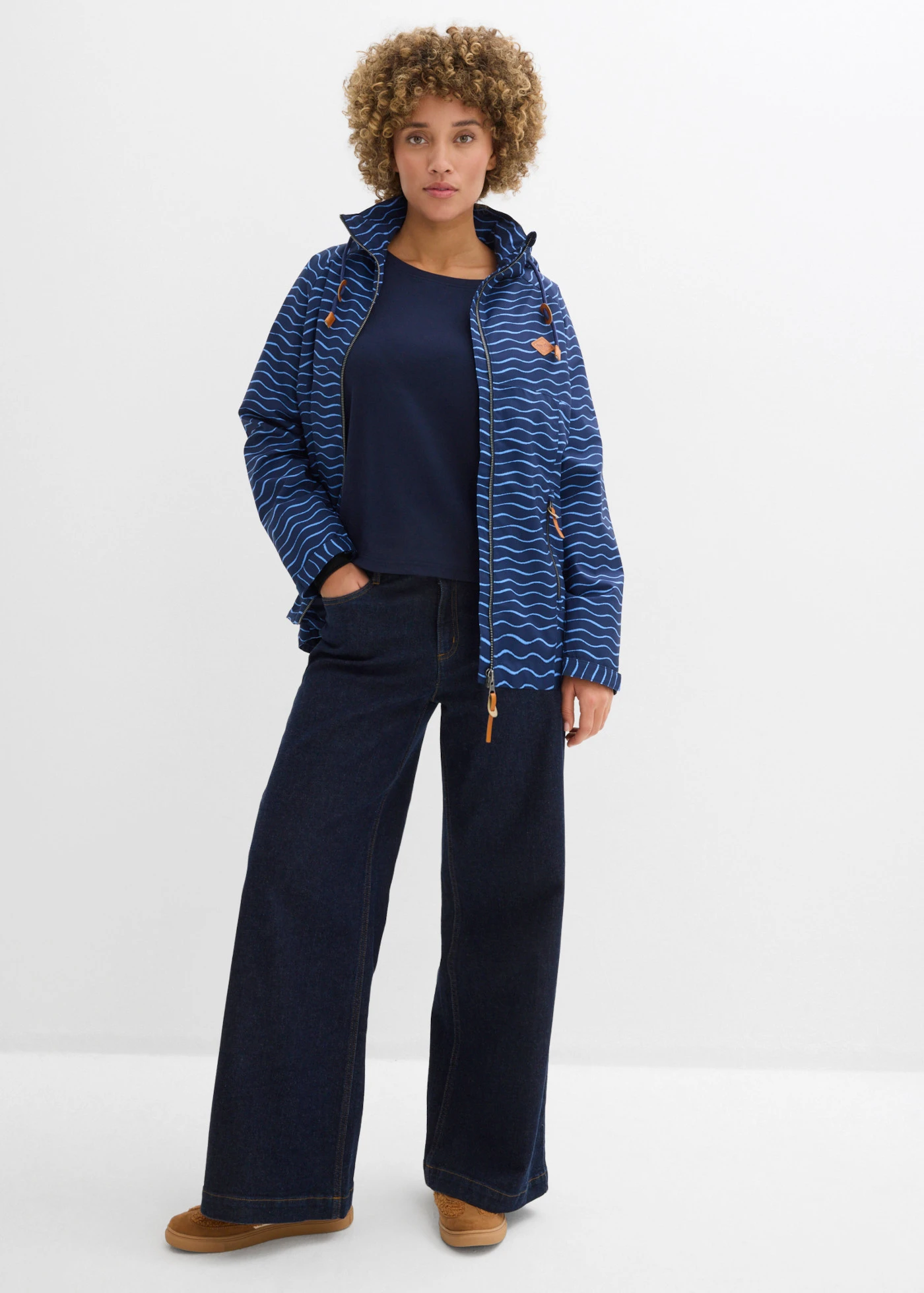 Geacă funcțională impermeabilă • bleumarin/albastru mediu cu imprimeu grafic • magazin bonprix