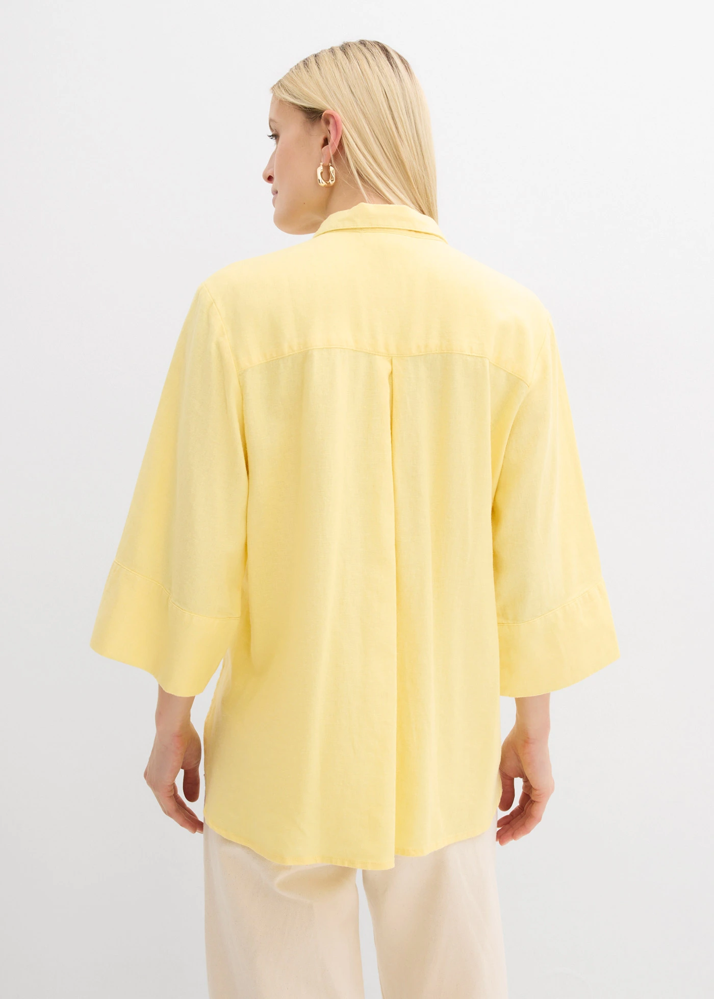 Overhemdblouse in een koele linnenmix • lichtgeel • bonprix online shop