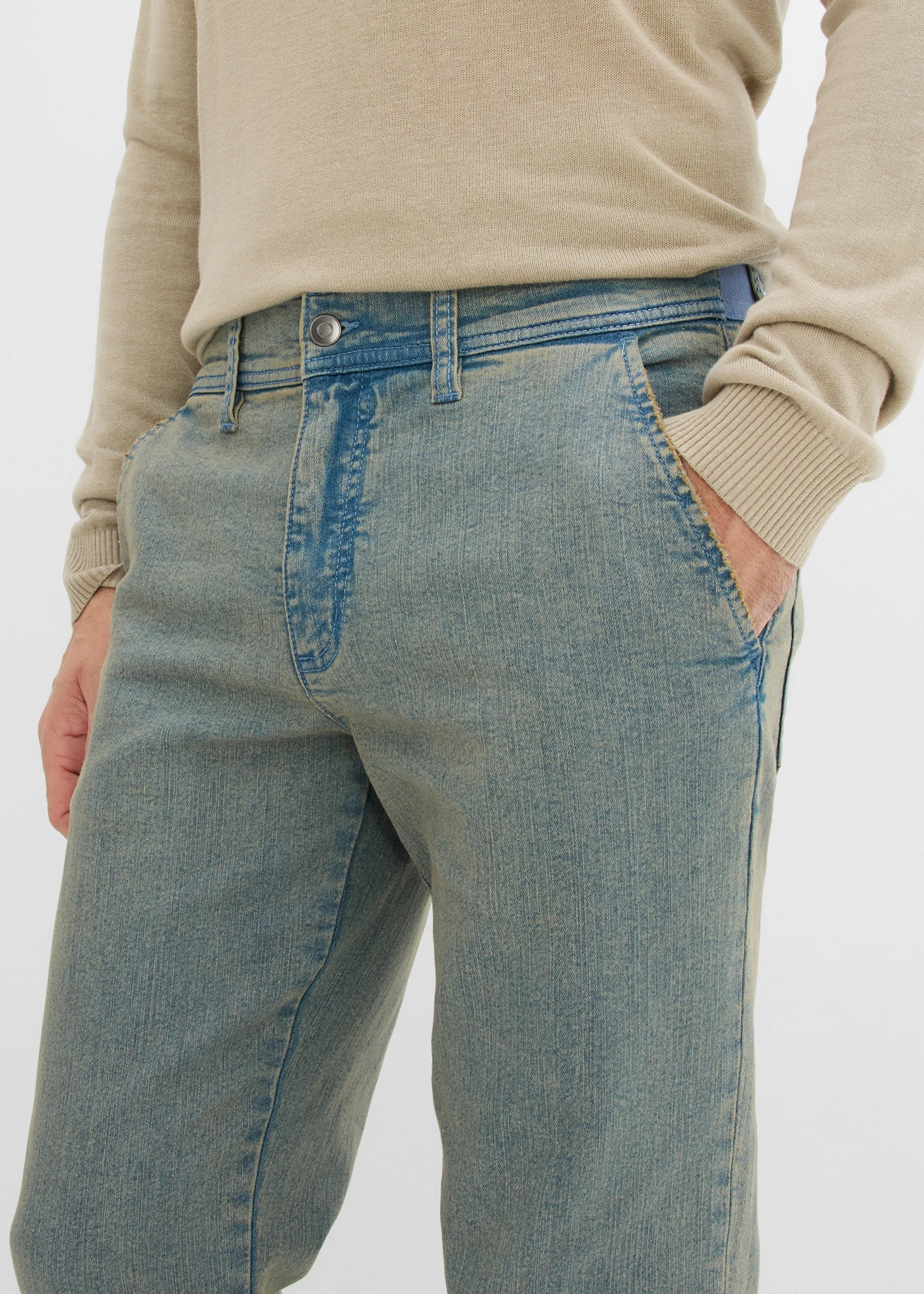 Lichte relaxed fit stretch jeans met comfortband, straight • lichtblauw denim used • bonprix online shop