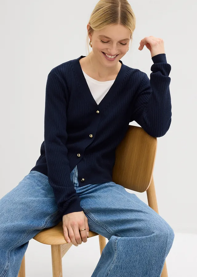 Gebreid vest in een zachte viscosemix • donkerblauw • product-page.page-title-suffix