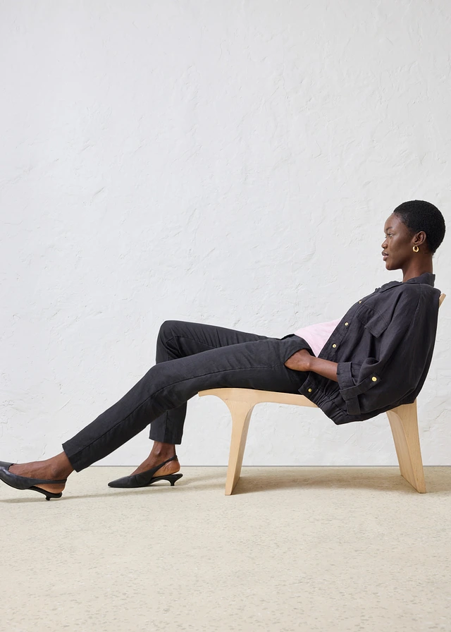 Pantalon raccourci, 100% lin • noir • product-page.page-title-suffix