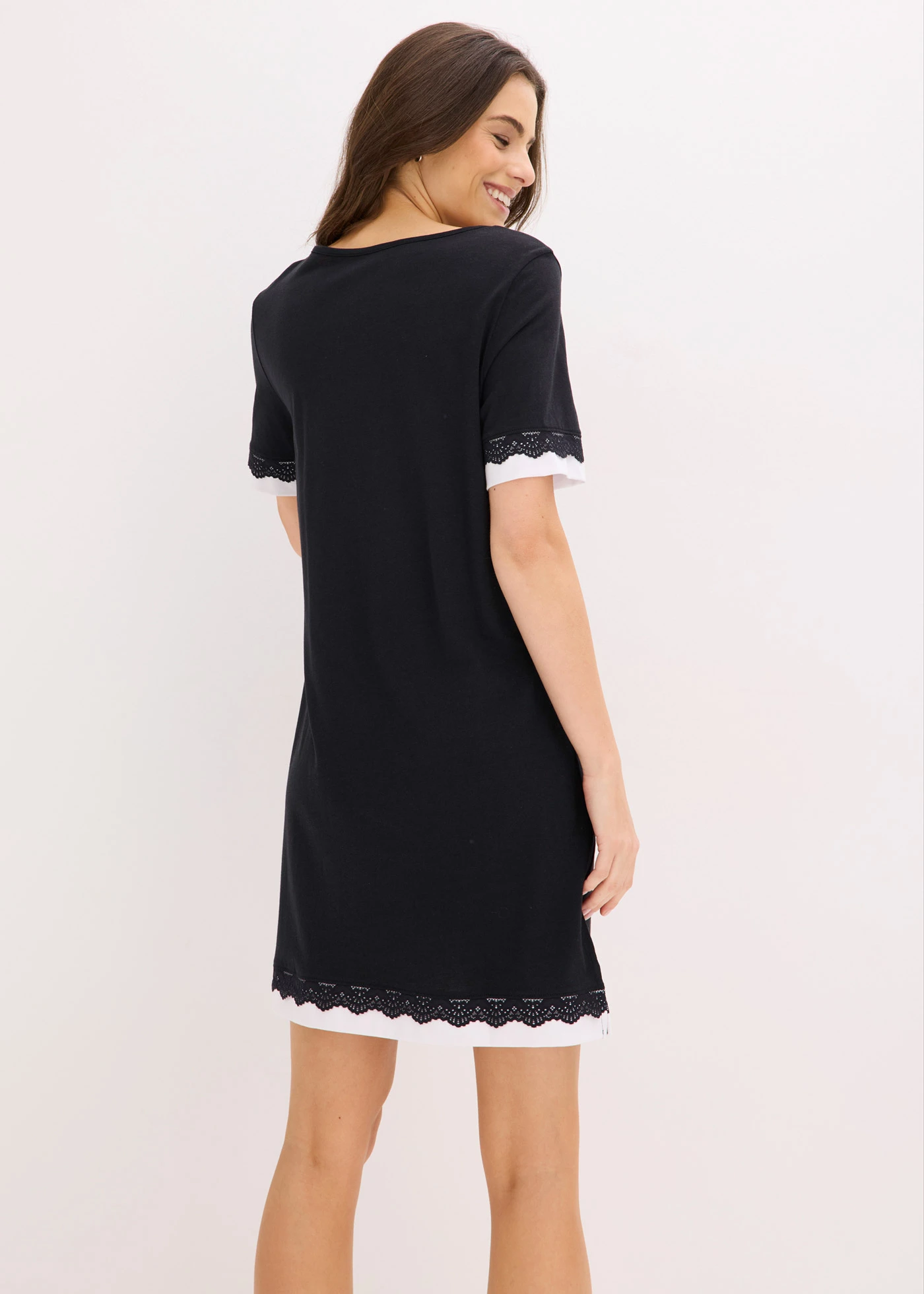 Chemise de nuit douce • noir/blanc • Boutique bonprix