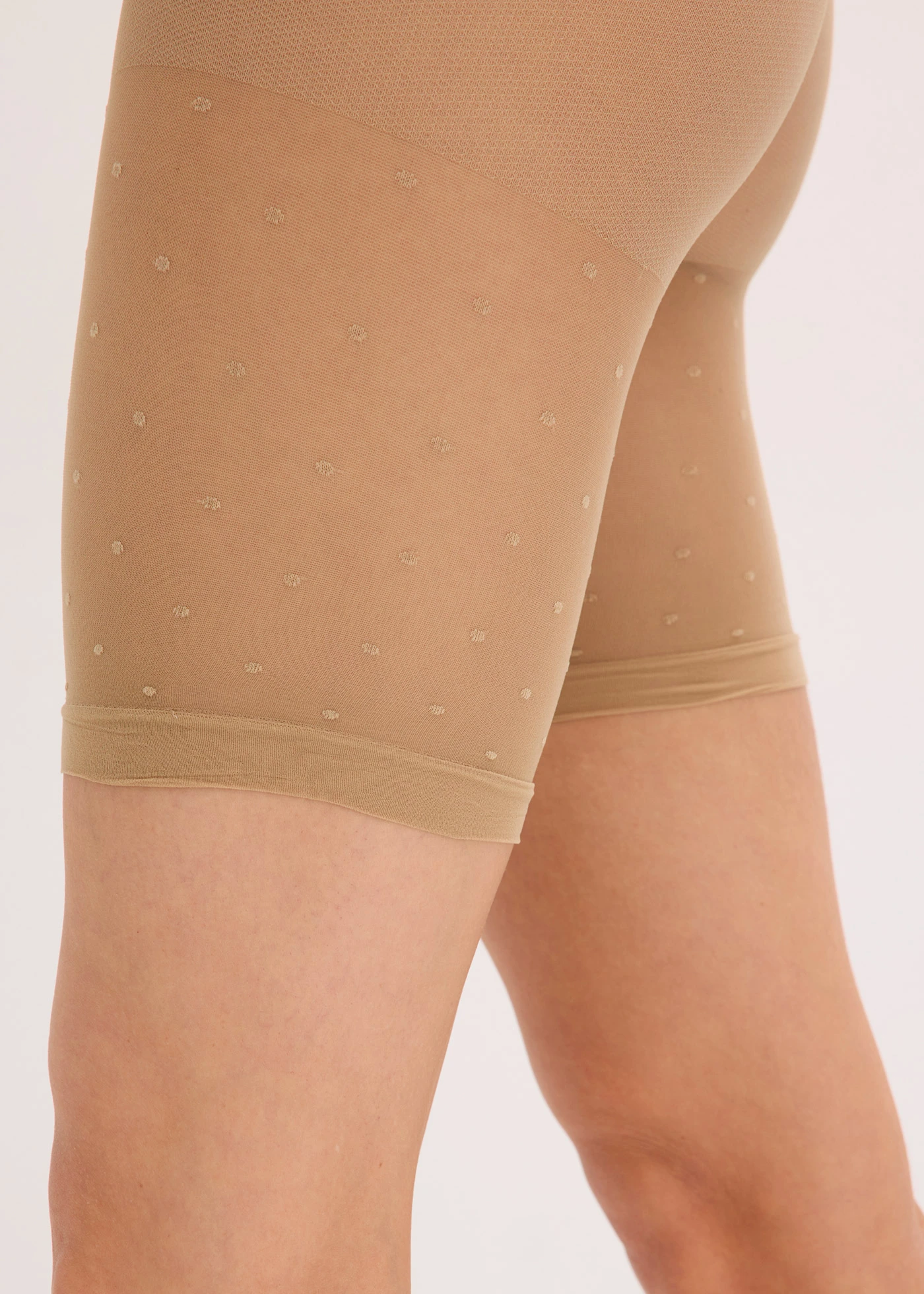 Anti-schurende biker short 40 den • lichtbeige • bonprix online shop