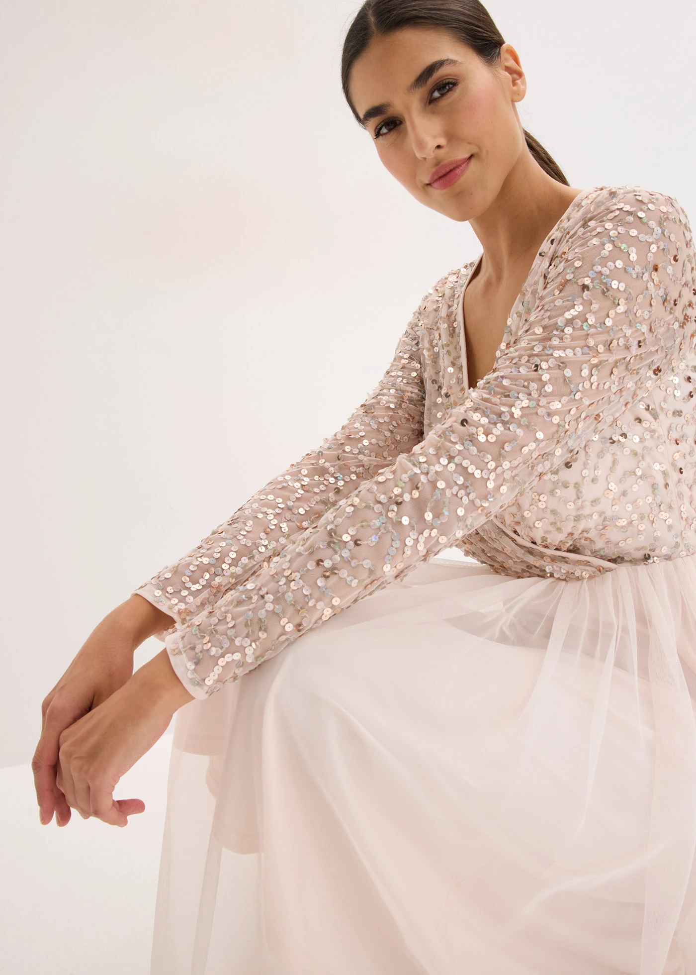 Cocktailjurk met paillettenborduursel • lichtroze • bonprix online shop