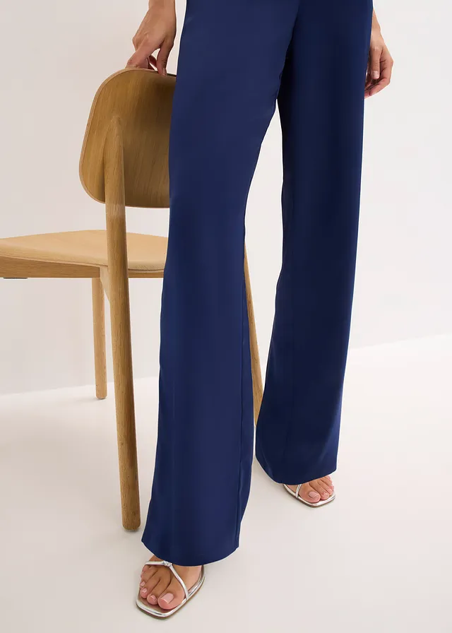 Jumpsuit van glanzend satijn • middernachtblauw • product-page.page-title-suffix