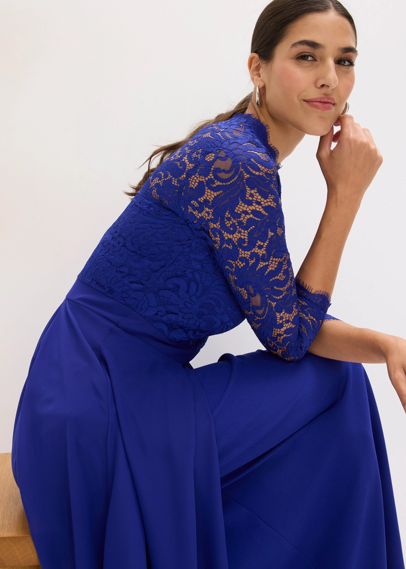 Maxi jurk met kant • blauw • bonprix online shop