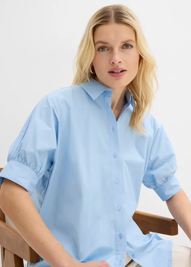 Oversized blouse • lichtblauw • product-page.page-title-suffix
