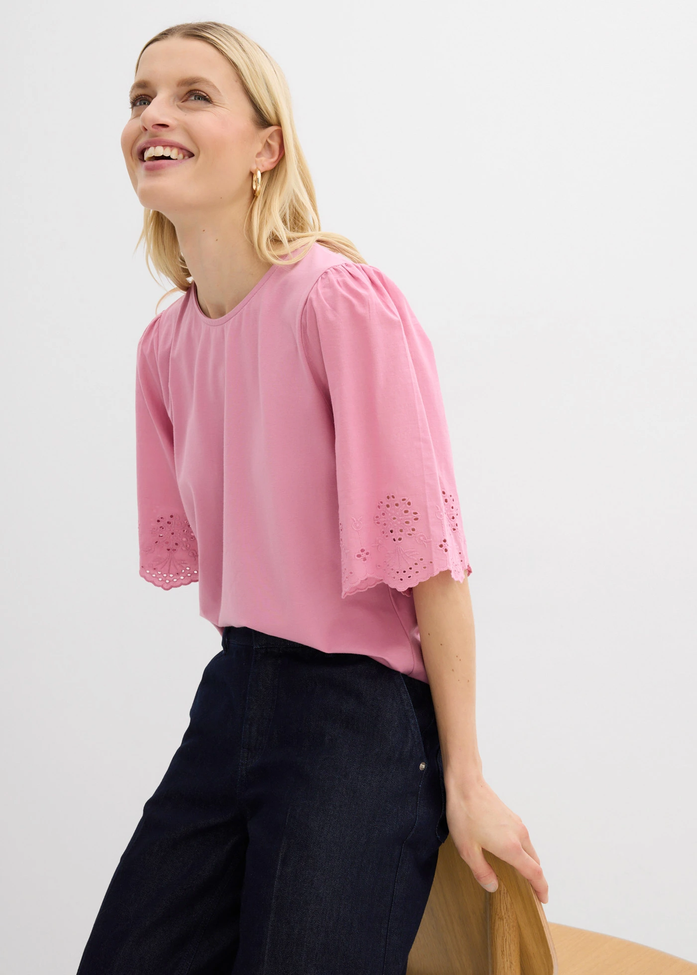 Shirt met broderie anglaise • mauve • bonprix online shop