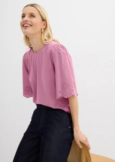 Póló lyukacsos hímzéssel • mályva • bonprix áruház