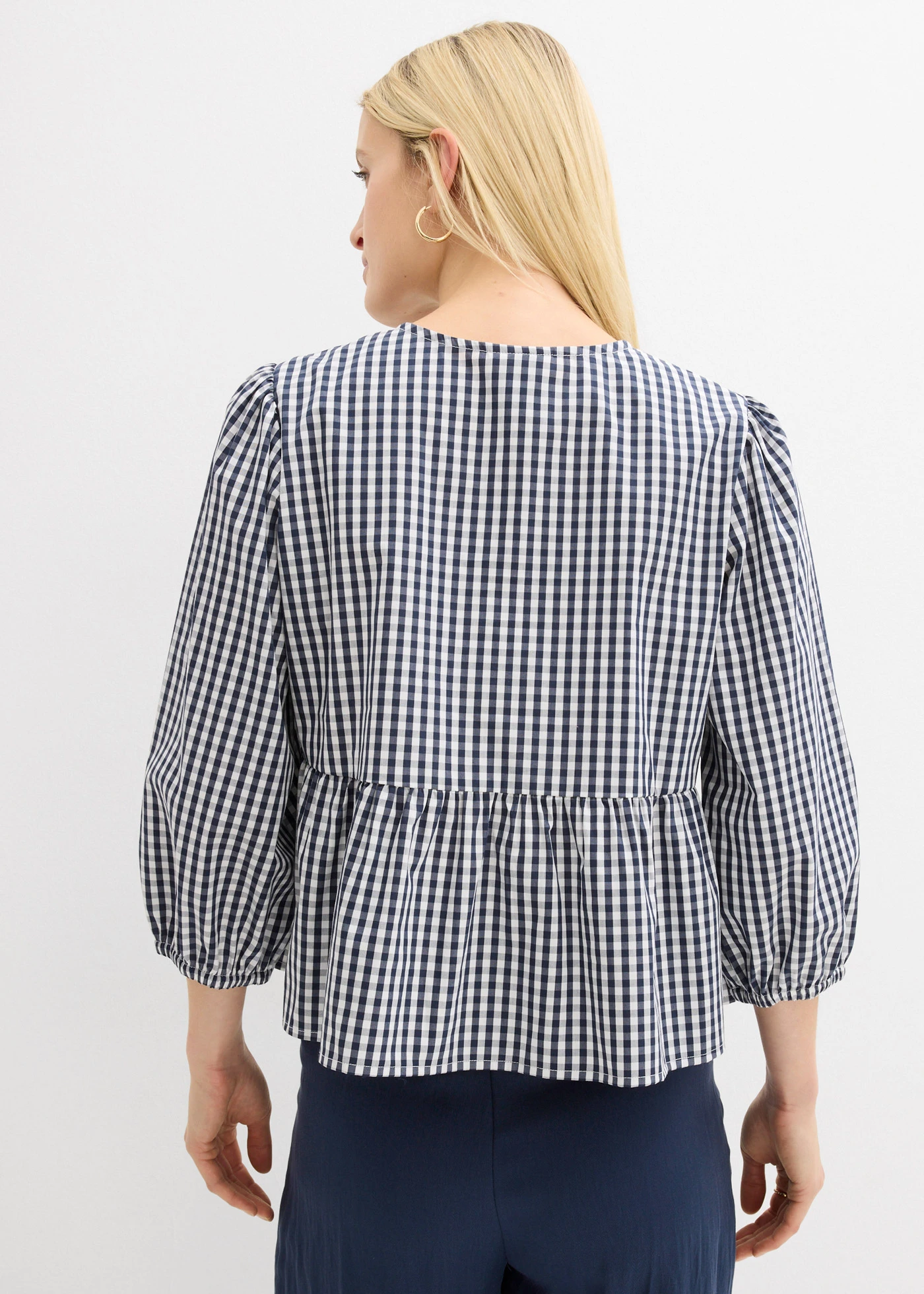 Blouse met strikdetail • donkerblauw/wit • bonprix online shop