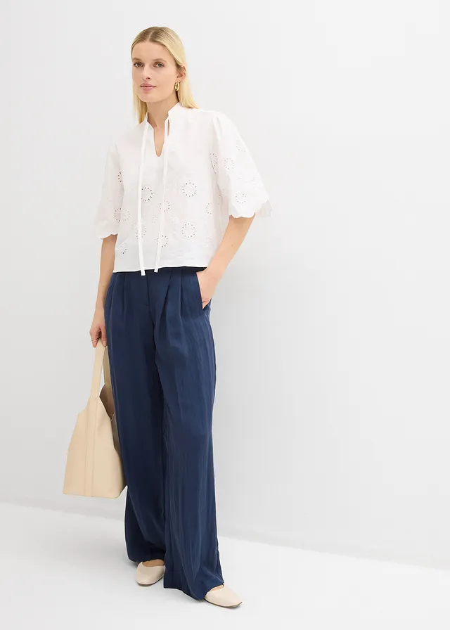 Blouse courte à broderies anglaises blanc