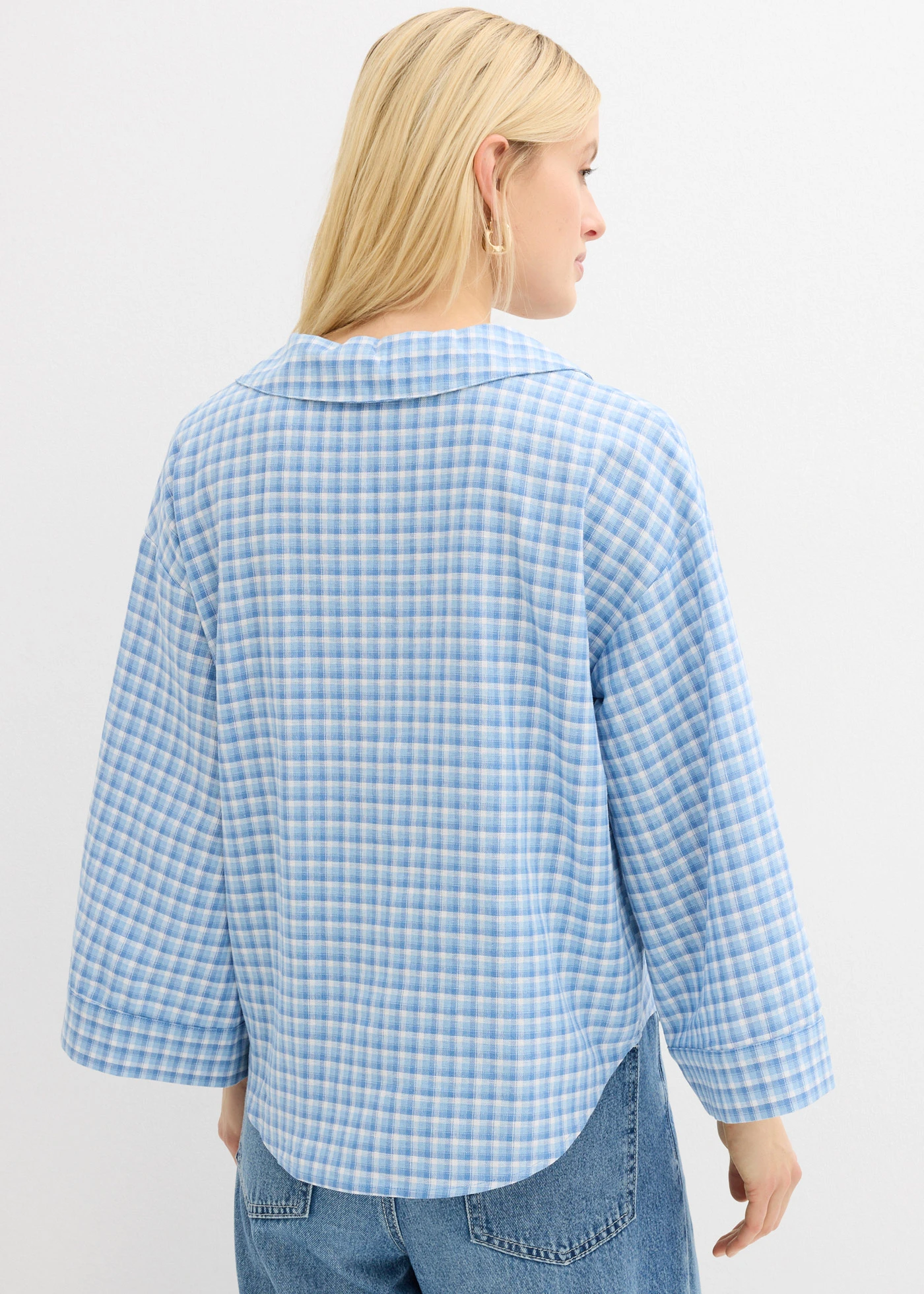 Overhemdblouse van een luchtige linnenmix • arctisch blauw-lichtblauw-wit • bonprix online shop