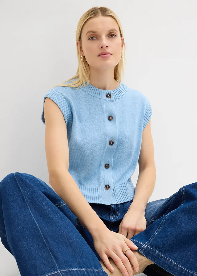 Gebreid vest • lichtblauw • product-page.page-title-suffix