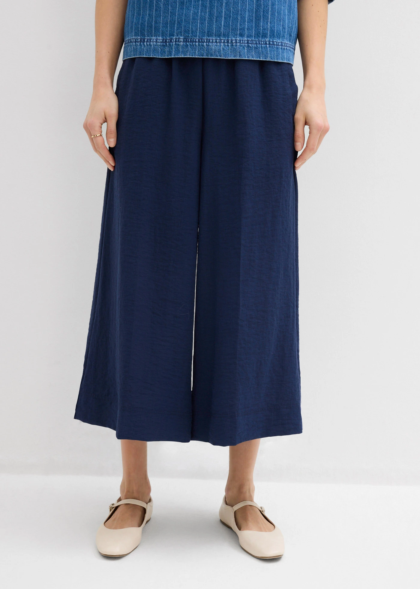 Kalhoty Culotte z jemné viskózové směsi • tmavě modrá • bonprix obchod