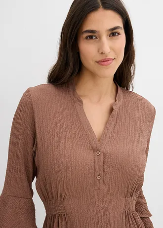 Robe en matière texturée • marron • Boutique bonprix