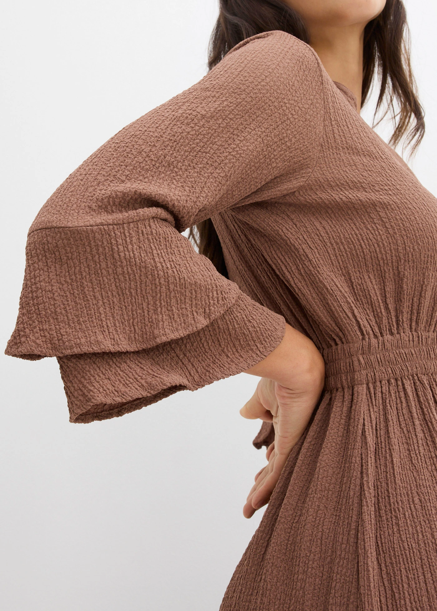 Jurk in een viscosemix • kastanjebruin • bonprix online shop