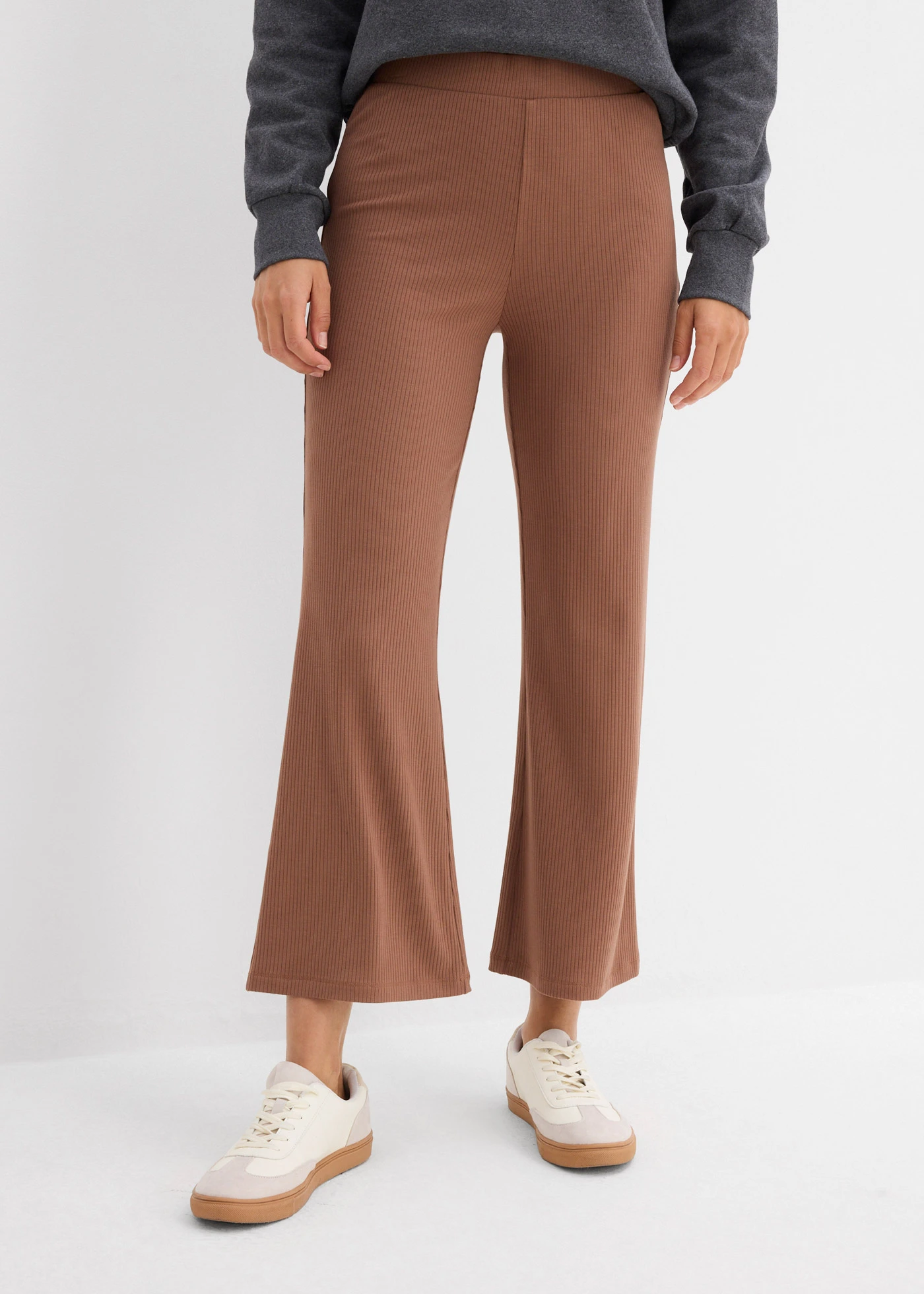 Cropped geribde legging van viscose mix • kastanjebruin • bonprix online shop