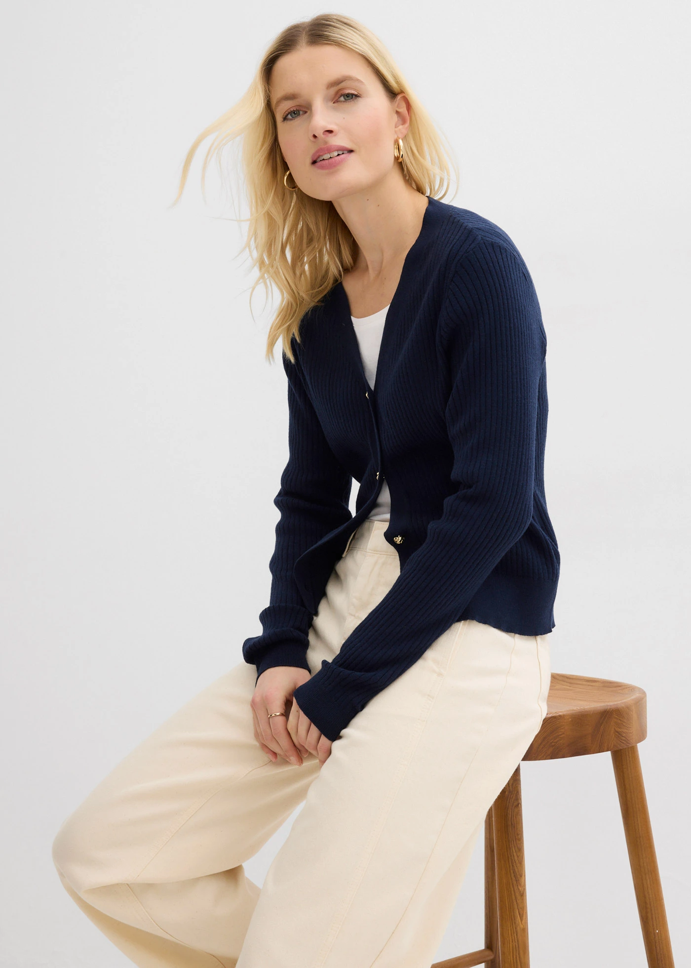 Jean barrel, taille mi-haute • non teint • Boutique bonprix