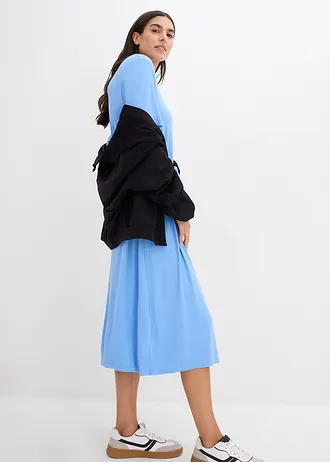 Rochie din jerse din material fluid cu viscoză • albastru mediu • magazin bonprix