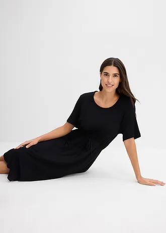 Robe en jersey fluide • noir • Boutique bonprix